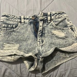 kendall and kylie shorts, size 23